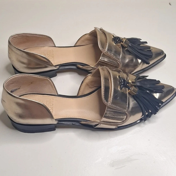 Vince Camuto D'Orsy silver metallic patent leather  tassel flats SZ 6 - Picture 8 of 10